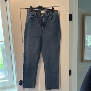 NWT Abercrombie ankle straight ultra high rise jeans